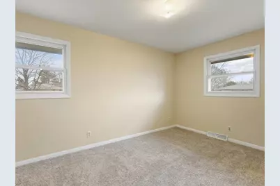 8420 Bobolink Drive, Machesney Park, IL 61115 - Photo 19