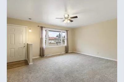 8420 Bobolink Drive, Machesney Park, IL 61115 - Photo 9