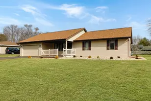 13699 Chevron Dr, Rockton, IL 61072 - Photo 1