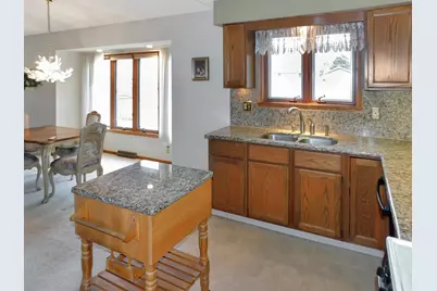 13699 Chevron Drive, Rockton, IL 61072 - Photo 9