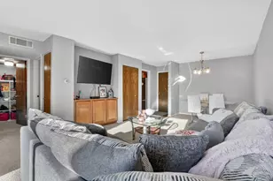 2929 Sunnyside #303A Dr, Rockford, IL 61114 - Photo 5