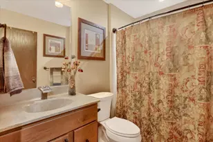 3941 Joan Dr, Roscoe, IL 61073 - Photo 9