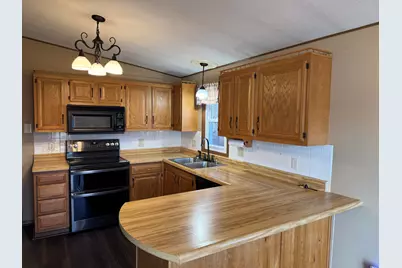 2173 Eagle Drive, Freeport, IL 61032 - Photo 7