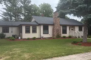 217 W Franklin St, Rockton, IL 61072 - Photo 1