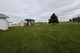 1925 S Simmons Rd, Stockton, IL 61085 - Photo 29