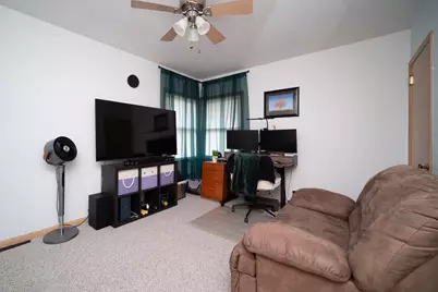 2710 Hickory Lawn Drive, Rockford, IL 61107 - Photo 23