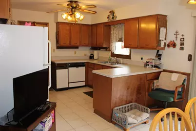 5328 Village Court, Rockford, IL 61108 - Photo 3