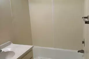 408 N West Ave, Freeport, IL 61032 - Photo 23