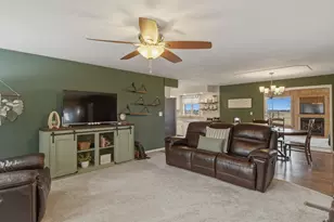 8497 N Meadowlark Ln, Stillman Valley, IL 61084 - Photo 9