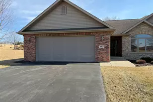713 Birch Dr, Byron, IL 61010 - Photo 1