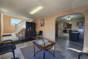 115 Fairview Ave, Rockford, IL 61108 - Photo 5