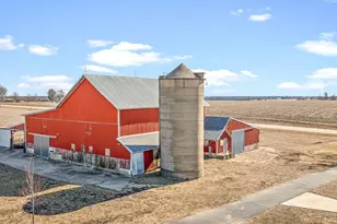 14483 Montague Rd, Winnebago, IL 61088 - Photo 3