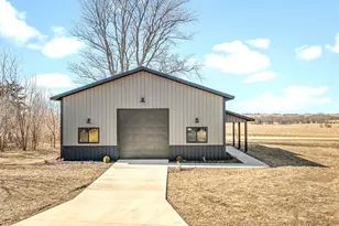 14483 Montague Rd, Winnebago, IL 61088 - Photo 39