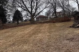 1718 S Cedar Ave, Freeport, IL 61032 - Photo 13