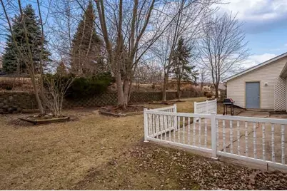 5647 Buttercup Lane, Machesney Park, IL 61115 - Photo 7