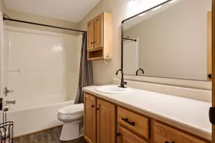 5647 Buttercup Ln, Machesney Park, IL 61115 - Photo 35