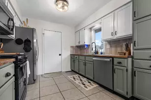 9573 Twin Deer Run, Roscoe, IL 61073 - Photo 7