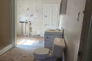 201 W 2nd St, Leaf River, IL 61047 - Photo 13