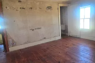 201 W 2nd St, Leaf River, IL 61047 - Photo 19