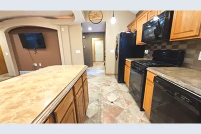 8098 Hartlein Street, Shirland, IL 61079 - Photo 11