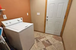 8098 Hartlein St, Shirland, IL 61079 - Photo 15