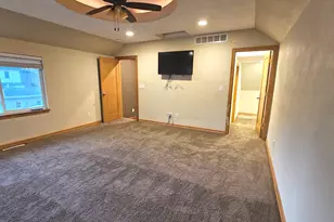 8098 Hartlein St, Shirland, IL 61079 - Photo 19