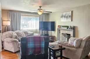 1111 Luther Ave, Rockford, IL 61107 - Photo 9