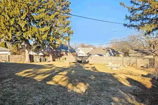 1111 Luther Ave, Rockford, IL 61107 - Photo 23