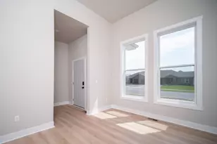 841 Kenai Ct, Roscoe, IL 61073 - Photo 3