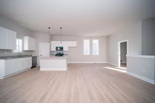 845 Kenai Ct, Roscoe, IL 61073 - Photo 3