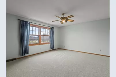 8712 Oakwood Glen Drive, Rockford, IL 61108 - Photo 35