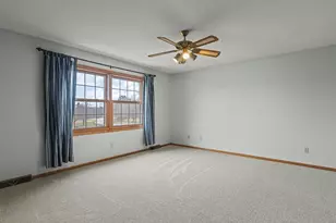 8712 Oakwood Glen Dr, Rockford, IL 61108 - Photo 35