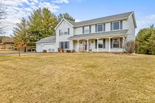 8712 Oakwood Glen Dr, Rockford, IL 61108 - Photo 3