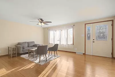 325 Apache Court, Galena, IL 61036 - Photo 3