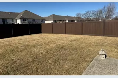 223 A Oakwood Avenue, Oglesby, IL 61348 - Photo 27