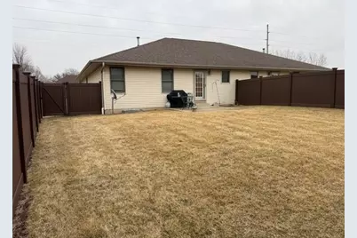 223 A Oakwood Avenue, Oglesby, IL 61348 - Photo 25