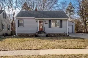 1519 23rd St, Rockford, IL 61108 - Photo 3