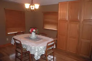 105 E Oakwood Dr, Byron, IL 61010 - Photo 23