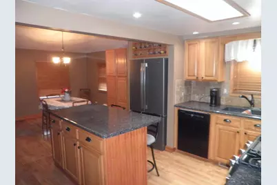 105 E Oakwood Drive, Byron, IL 61010 - Photo 19