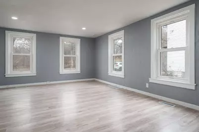 610 N Prospect Street, Rockford, IL 61107 - Photo 9