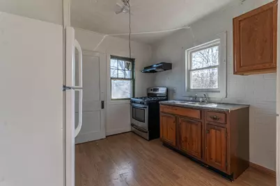 802 Waveland Avenue, Rockford, IL 61108 - Photo 9