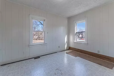 802 Waveland Avenue, Rockford, IL 61108 - Photo 11