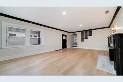 1611 Jackson Street, Rockford, IL 61107 - Photo 3