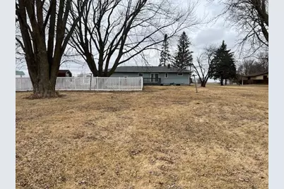 2585 S Van Brocklyn Road, Freeport, IL 61032 - Photo 7