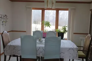 3204 Farmdale Ln, Freeport, IL 61032 - Photo 5