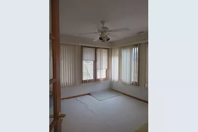 3204 Farmdale Lane, Freeport, IL 61032 - Photo 13