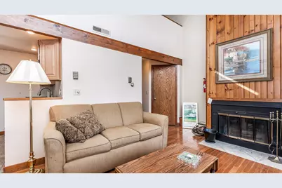 144 Plum Cove Drive, Galena, IL 61036 - Photo 7