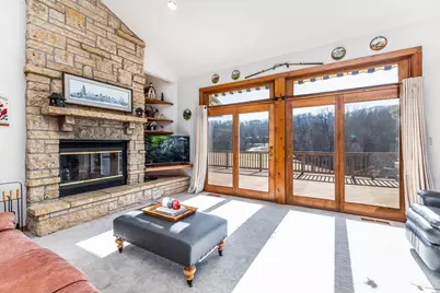 17 Wedgewood Drive, Galena, IL 61036 - Photo 13