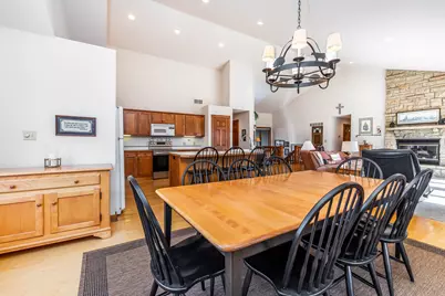 17 Wedgewood Drive, Galena, IL 61036 - Photo 5