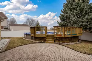 16736 Karen Springs Dr, Lockport, IL 60441 - Photo 5